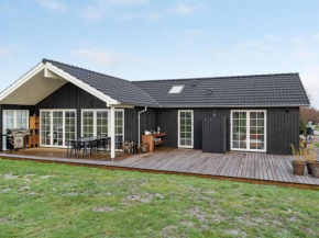 Holiday Home Annerose - 550m from the sea by Interhome, Føllenslev